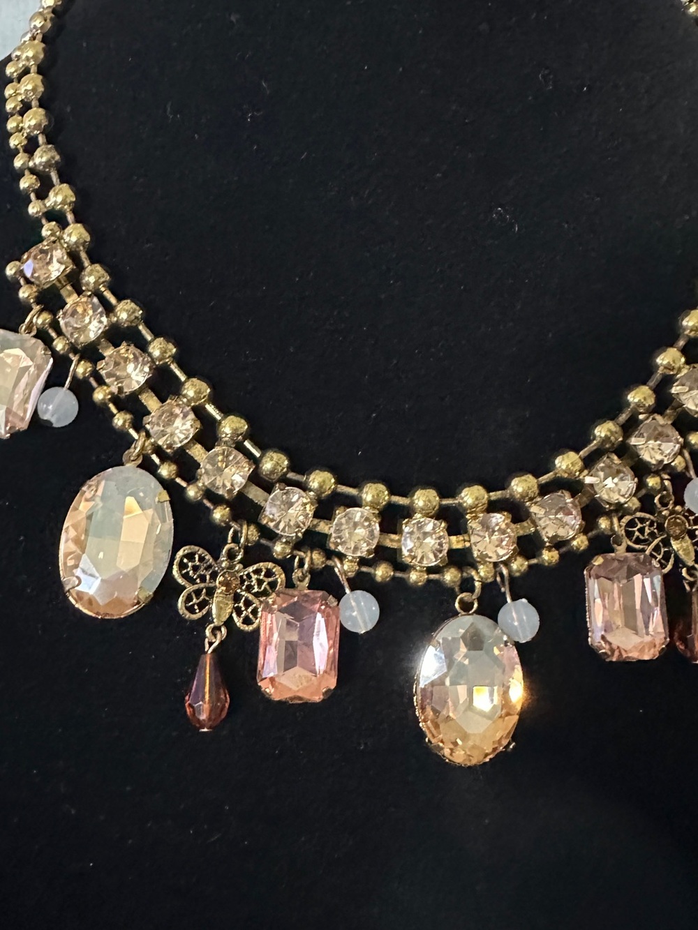 Vintage Champagne Crystal Bib Necklace Filigree Charms Adjustable 19-23" - Picture 2 of 4